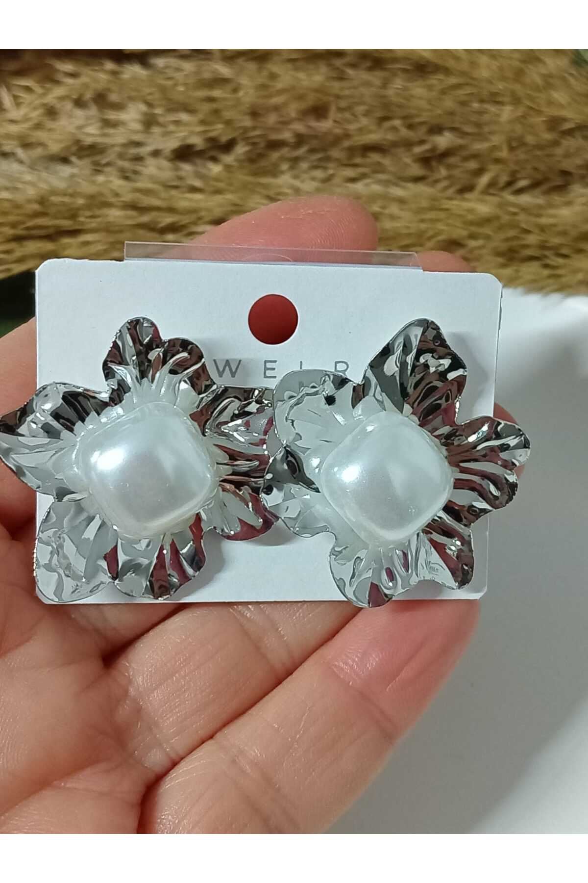 Gümüş İncili Çiçek Tasarım Şık Kadın Küpe