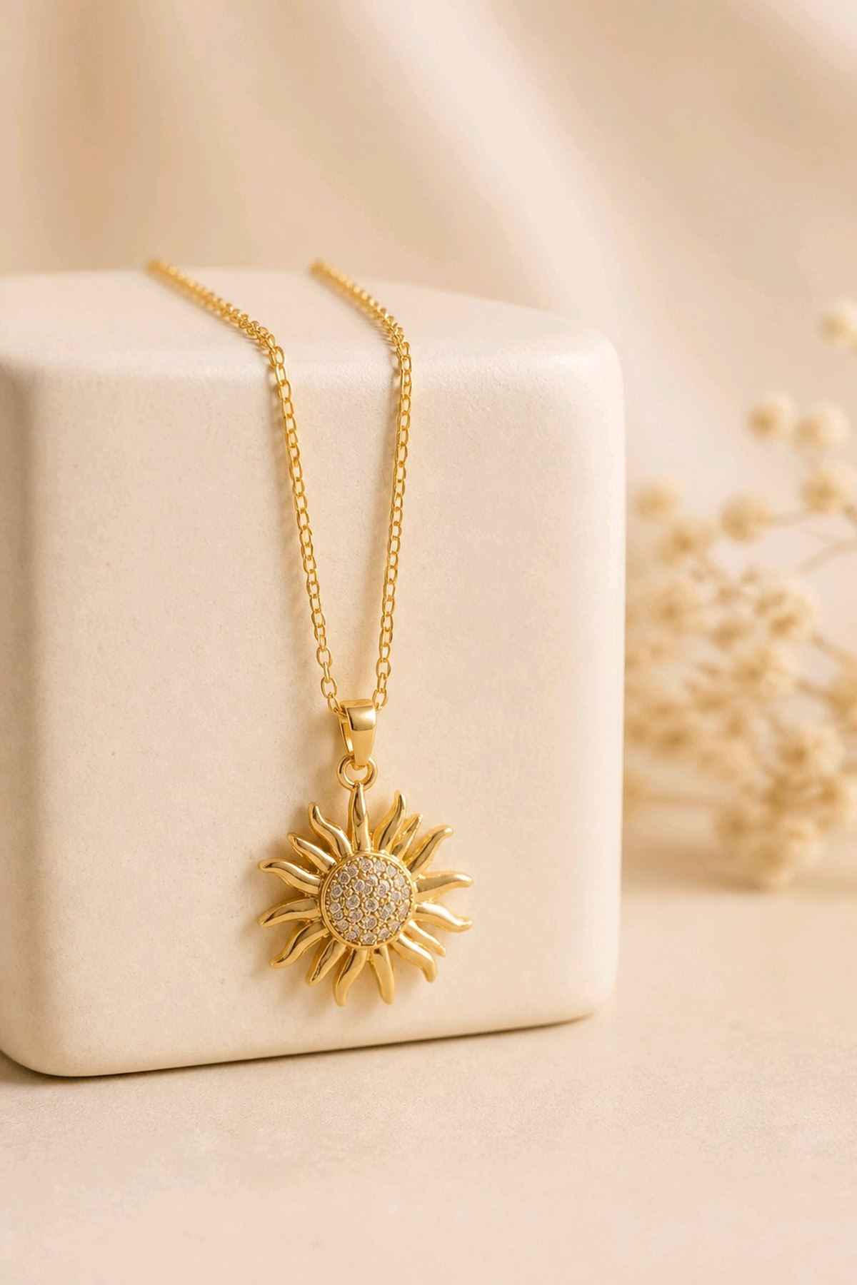 Paslanmaz Çelik Gold Taşlı Güneş Kolye
