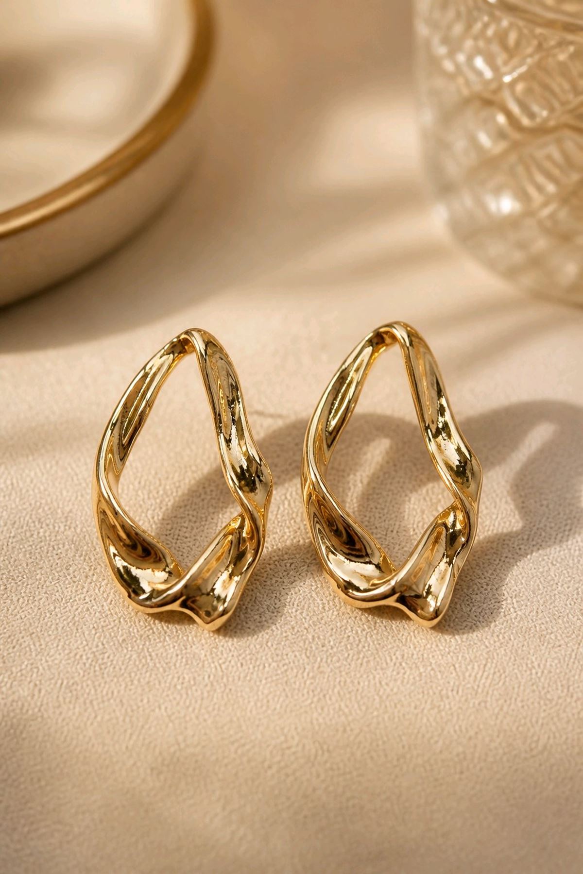 Gold Tasarım Küpe, Uzunluk: 4cm