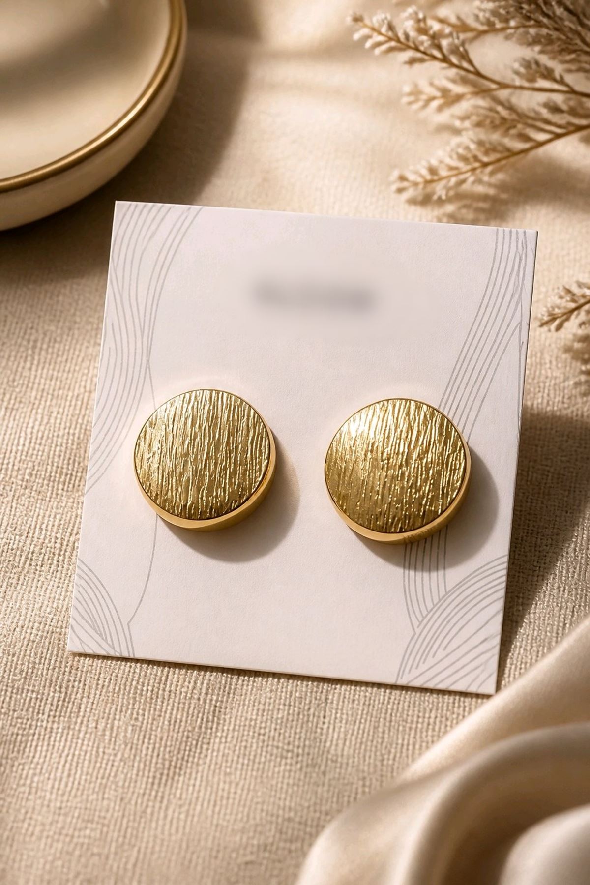 Gold Dokulu Yuvarlak Basic Küpe