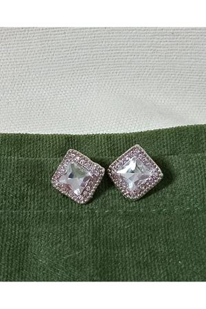 Gümüş Taşlı Kare Hafif Şık Kadın Küpe