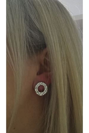 Gümüş Taşlı Yuvarlak Şık Kadın Küpe