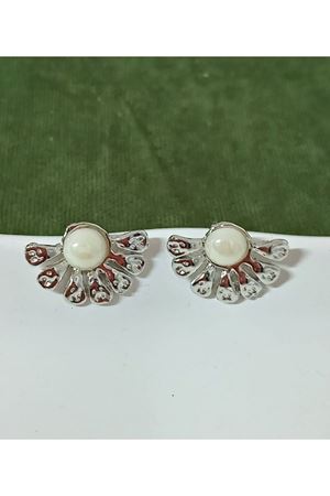 Gümüş Yarım Çiçek Şık Kadın Küpe