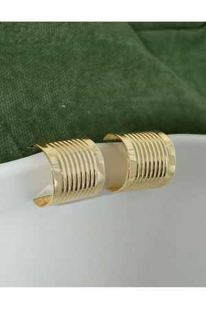 Gold C Şekilli Halka Hafif Şık Kadın Küpe