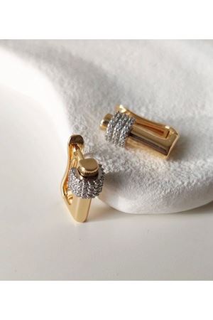 Serenay Üç Sıra Taş Detaylı Küpe