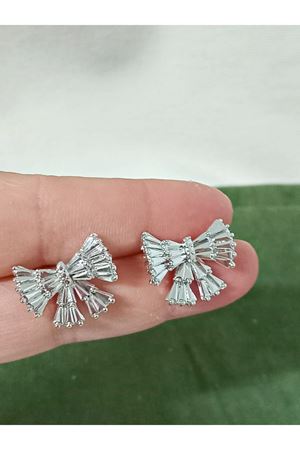 Gümüş Fiyonk Hafif Şık Kadın Küpe