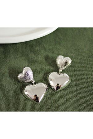 Gümüş Çift Kalp Sallantılı Şık Kadın Küpe