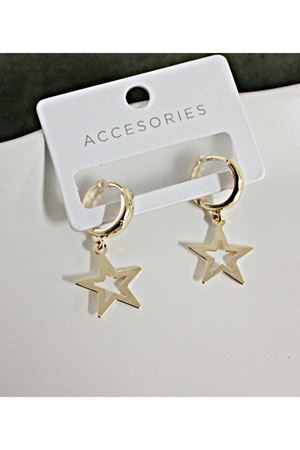 Gold Yıldız Sallantılı Halka Kadın Küpe