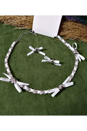 3 Parça Beyaz Kurdeleli Kalpli Gümüş Kadın Kolye Küpe Seti