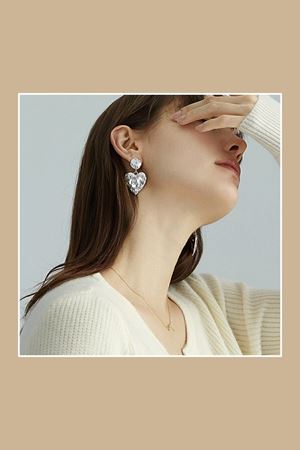 Yıldız Desenli Sallantılı Rodyum Kalp Küpe Pirinç Kaplamalı Vintage Küpe