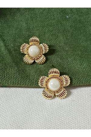 Gold Krem Taşlı Çiçek  Şık Kadın Küpe