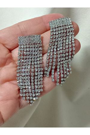 Beyaz Taşlı Sallantılı Uzun Kadın Abiye Küpe