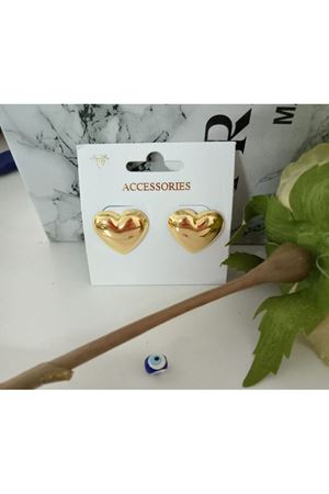 Kalp Görünümlü Gold Küpe