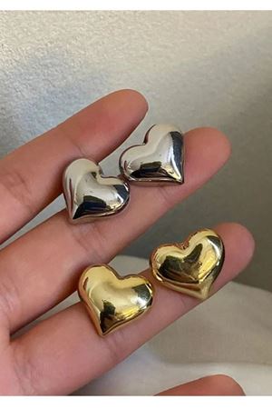 Kalp Görünümlü Gold Küpe