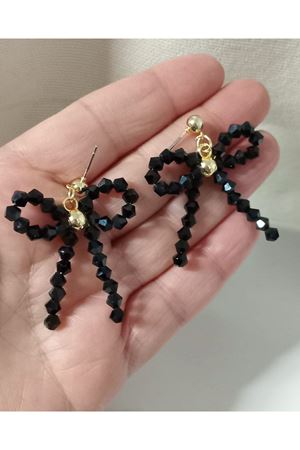 Siyah Fiyonk  Sallantılı Kadın Küpe