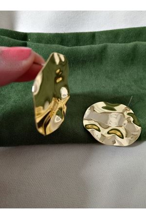Gold Büyük Yuvarlak Şık Çok Haiffi Kadın Küpe