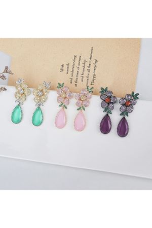 Zirkon Taşlı Gümüş Altın Kaplama Yeşil Sallanan Küpe