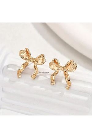 Gold Fiyonk Tasarım Kadın Küpe