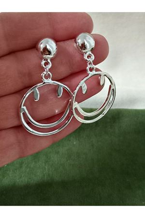 Gümüş Gülen Yüz Tasarım Kadın Küpe