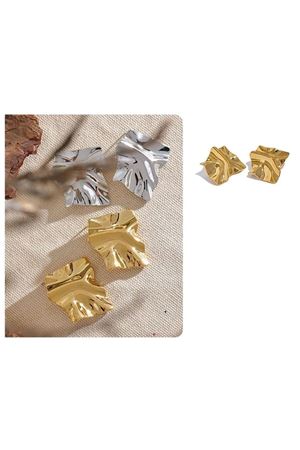 Gold Renk Dörtgen Model Dalgalı Plaka Küpe