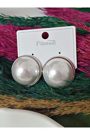 Gümüş Yuvarlak Tasarım Inci Düğme Büyük Kadın Küpe