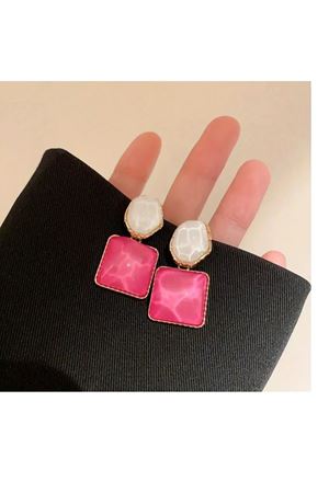 Pembe Beyaz 4 Mevsimlik Gold Kadın Küpe
