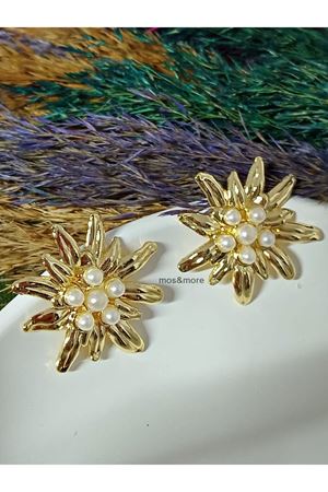 Gold Renk İncili Çiçek Kadın Küpe