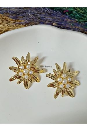 Gold Renk İncili Çiçek Kadın Küpe