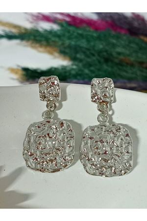 Gold Sallantılı Kare Form Tasarım  Kadın Küpe