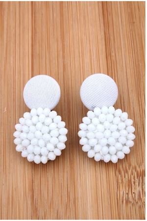 Kesme Boncuklu Dokulu Beyaz Küpe