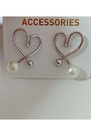 Kalp Tasarımlı Zirkon Kadın Küpe