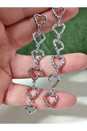 Gümüş Renk Uzun Tasarım Kalp Kadın Küpe