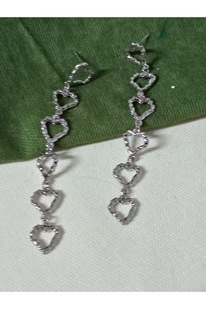 Gümüş Renk Uzun Tasarım Kalp Kadın Küpe