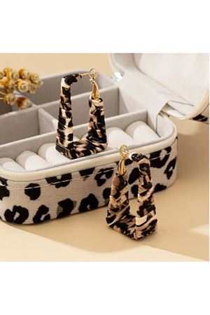 Leopar Deri Dokulu Şık Kadın Halka Küpe