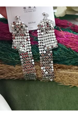 Gold Uzun Sallantılı Işıltılı Şık Abiye Günlük Kadın Küpe