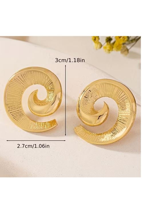 Gold Vintage Sarmal Kadın Küpe