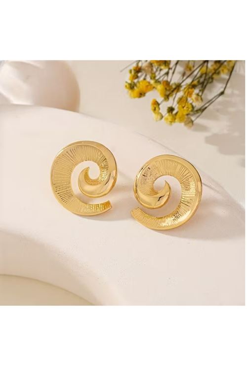 Gold Vintage Sarmal Kadın Küpe
