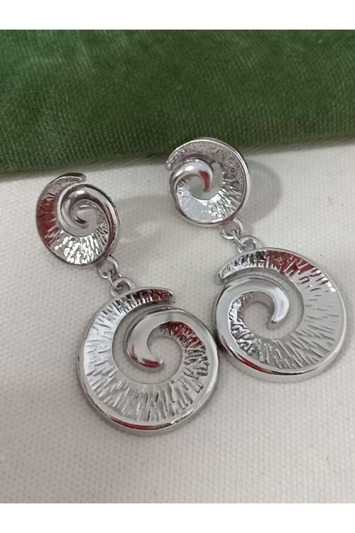 Gümüş Sallantılı Trend Şık  Kadın Küpe