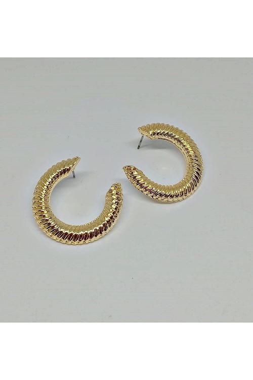 Gold Çizgi Detaylı Halka Kadın Küpe