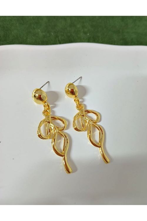 Gold Fiyonk Sallantılı Kadın Küpe