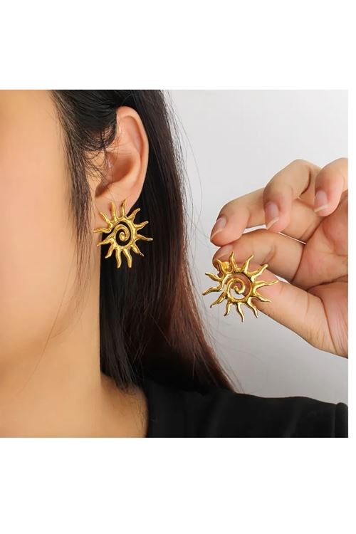 Gold Güneş Çivi Kadın Küpe, 3,5cm