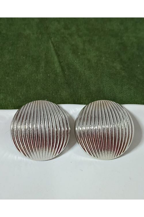 Gümüş Çizgi Detaylı Bombe Küpe