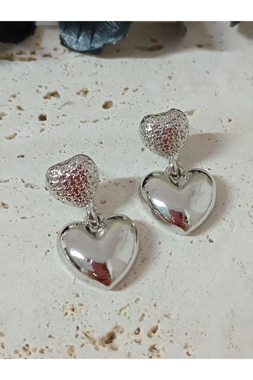 Gümüş Sıralı Kalp Sallantılı Kadın Küpe