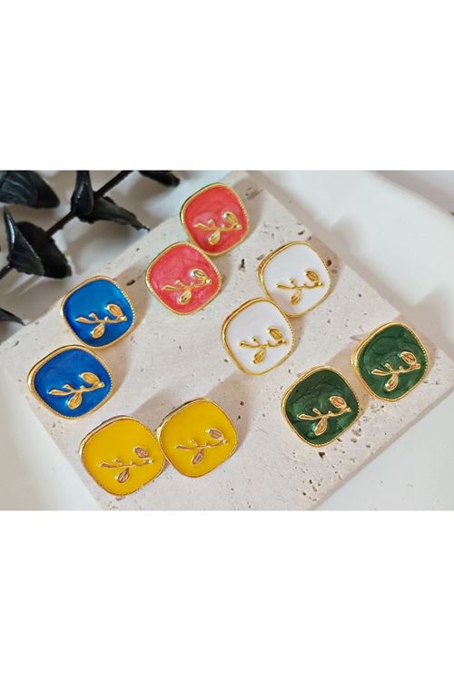 Kırmızı Mineli Gold Kare Küpe