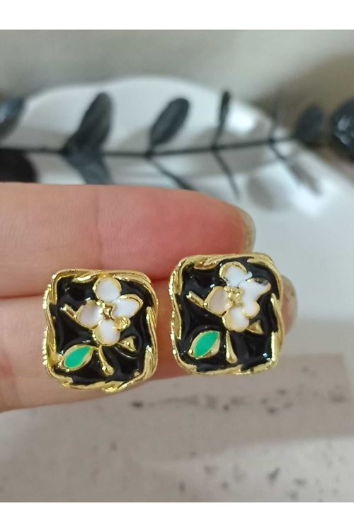 Siyah Mineli Retro Çiçek Gold Küpe