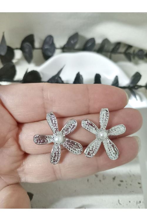 Gümüş İncili Papatya Hafif Şık Küpe Seti