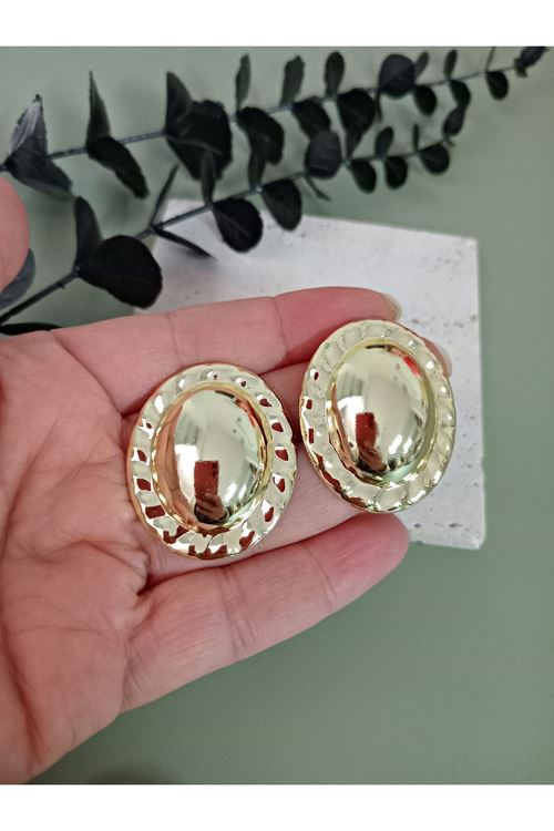 Gold Oval Büyük Hafif Kadın Küpe