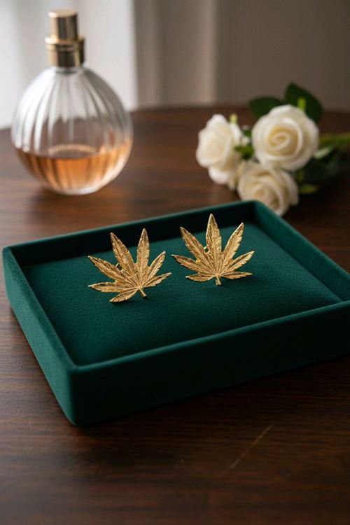 Gold Yaprak Küpe
