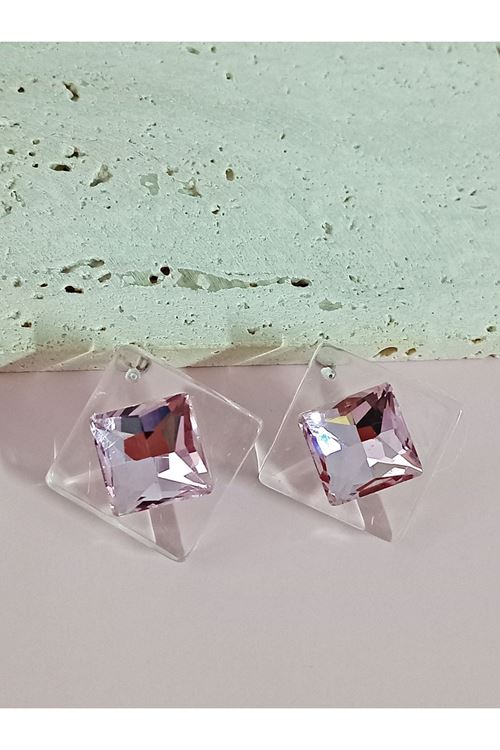 Pembe Taşlı Kare Akrilik Hafif Küpe