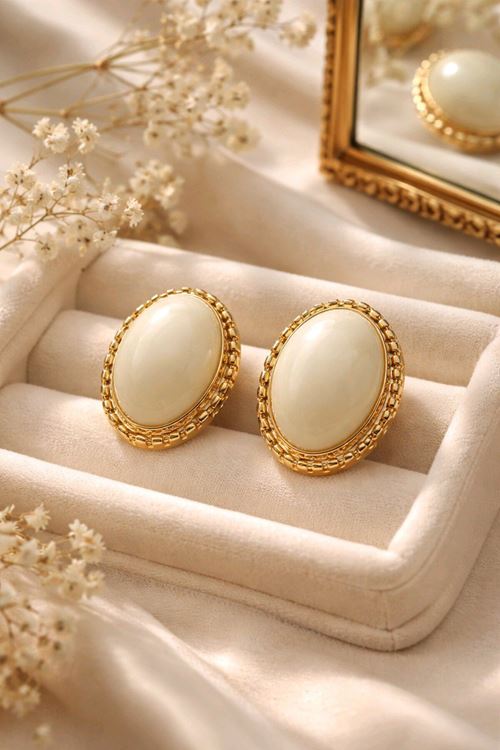 Gold Oval İnci Krem Şık Hafif Küpe